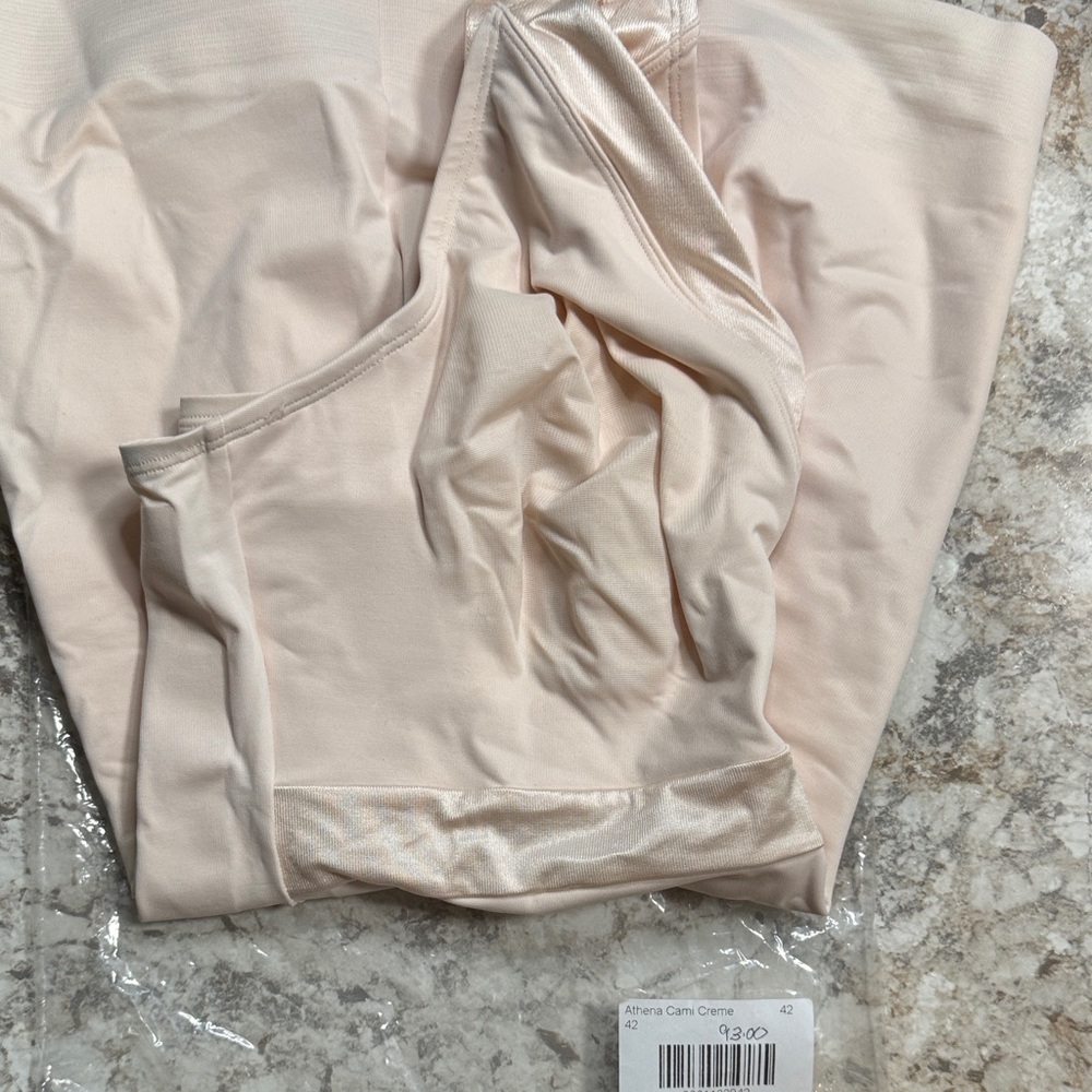 Ruby Ribbon Cream Shapewear